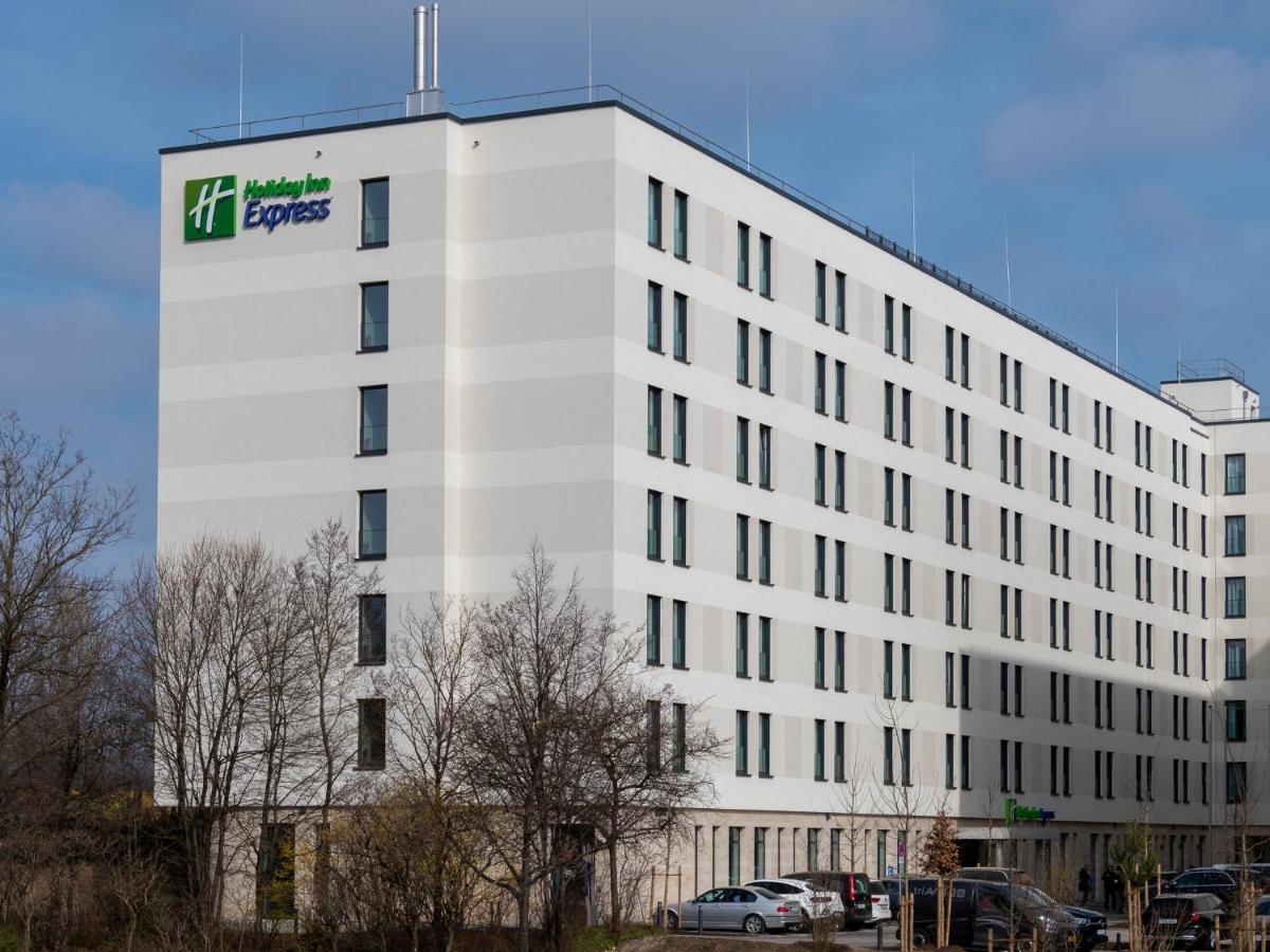 Holiday Inn Express - Munich North By Ihg المظهر الخارجي الصورة