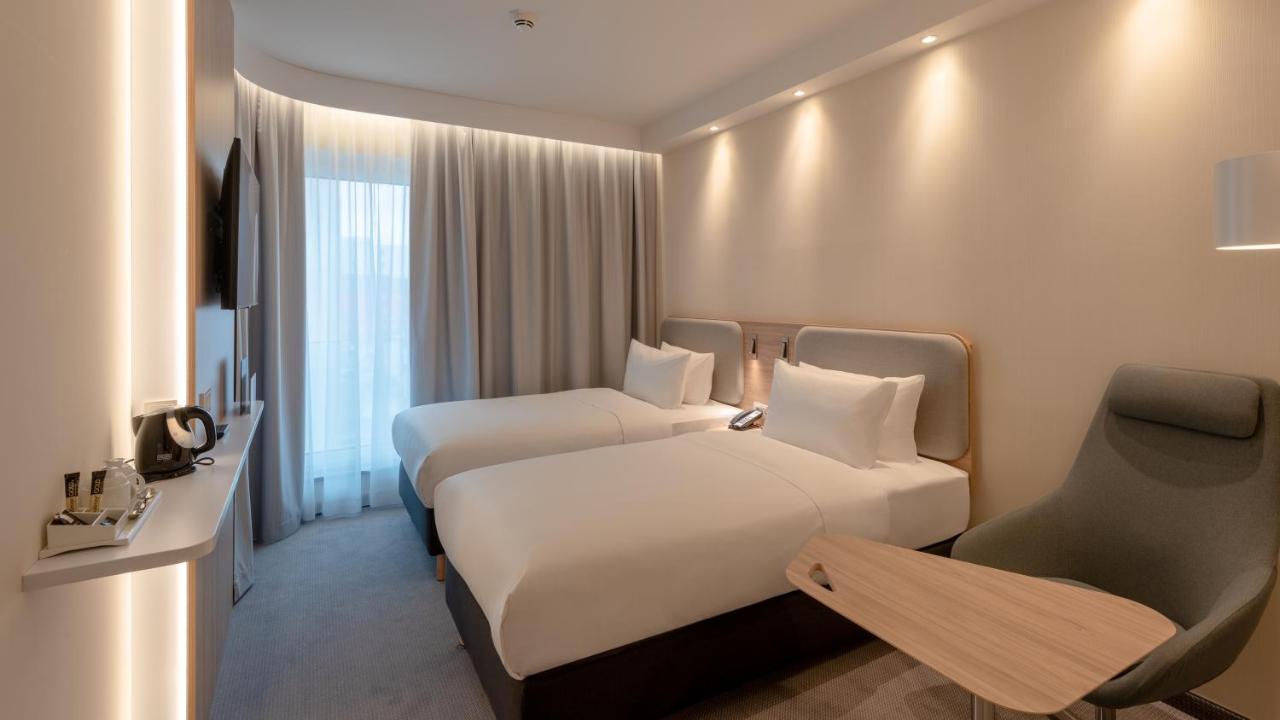Holiday Inn Express - Munich North By Ihg المظهر الخارجي الصورة