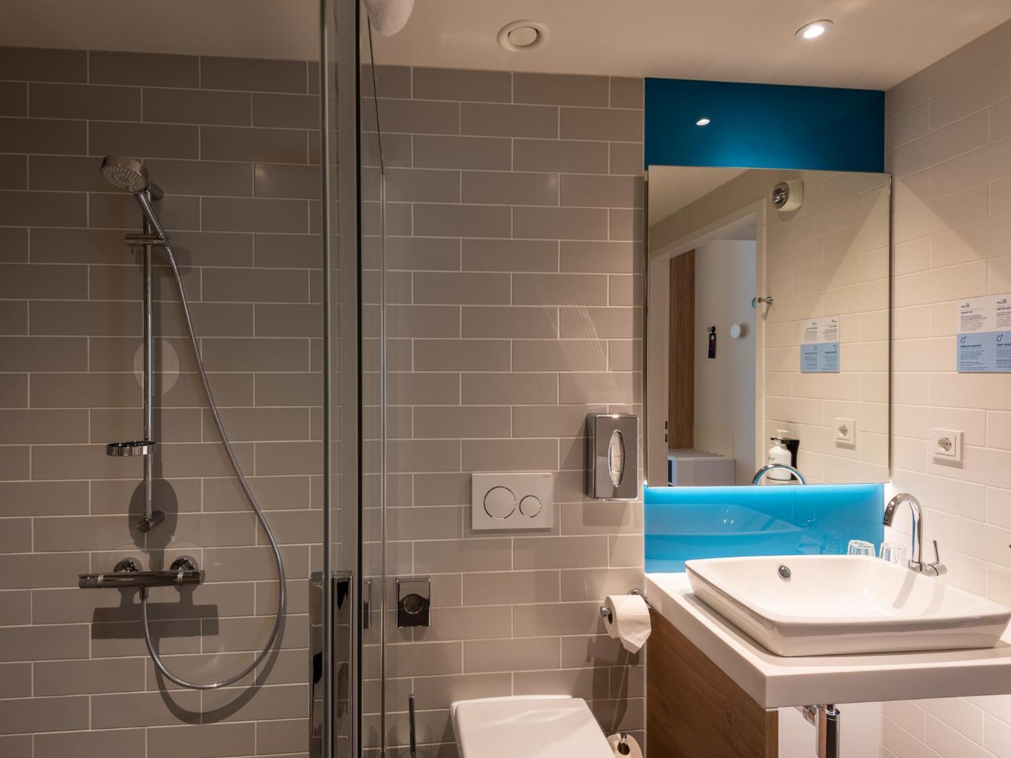 Holiday Inn Express - Munich North By Ihg المظهر الخارجي الصورة