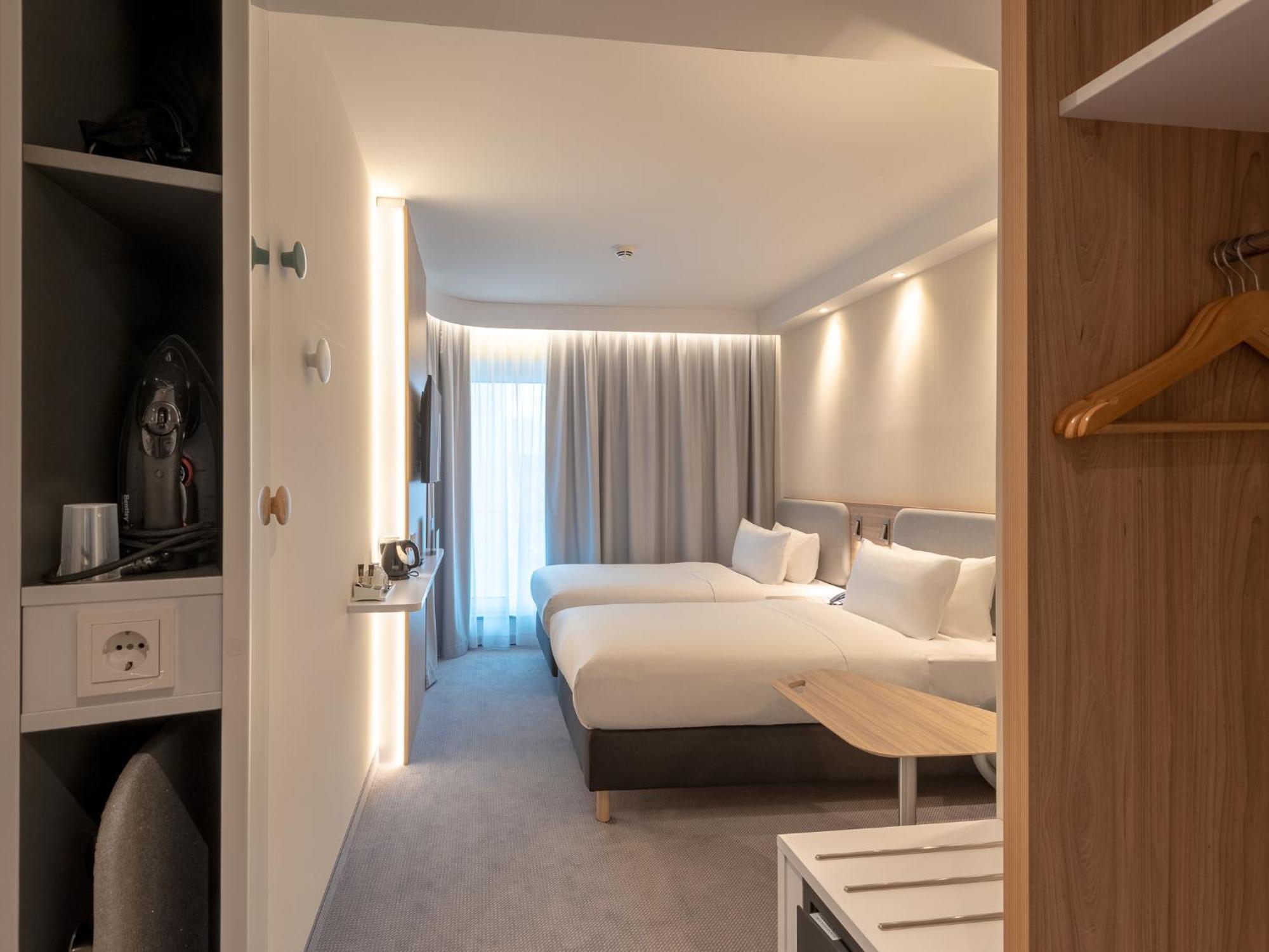 Holiday Inn Express - Munich North By Ihg المظهر الخارجي الصورة
